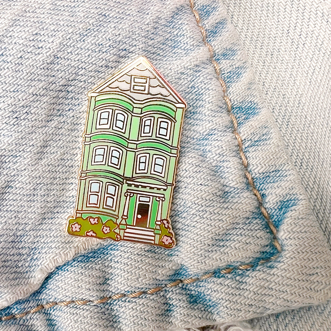 San Francisco Green House Enamel Pin